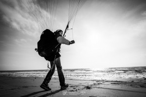©Laurent Merle photography aerobatic paragliding