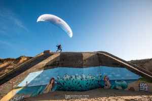 ©Laurent Merle photography aerobatic paragliding