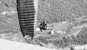 ©Laurent Merle photography aerobatic paragliding